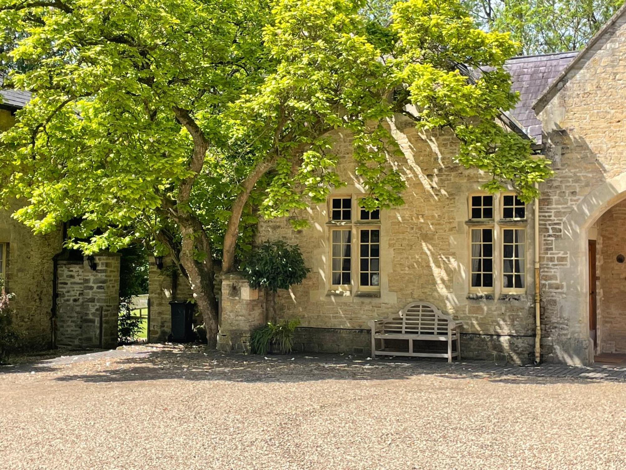 فندق Orchardleigh Estate فروم المظهر الخارجي الصورة